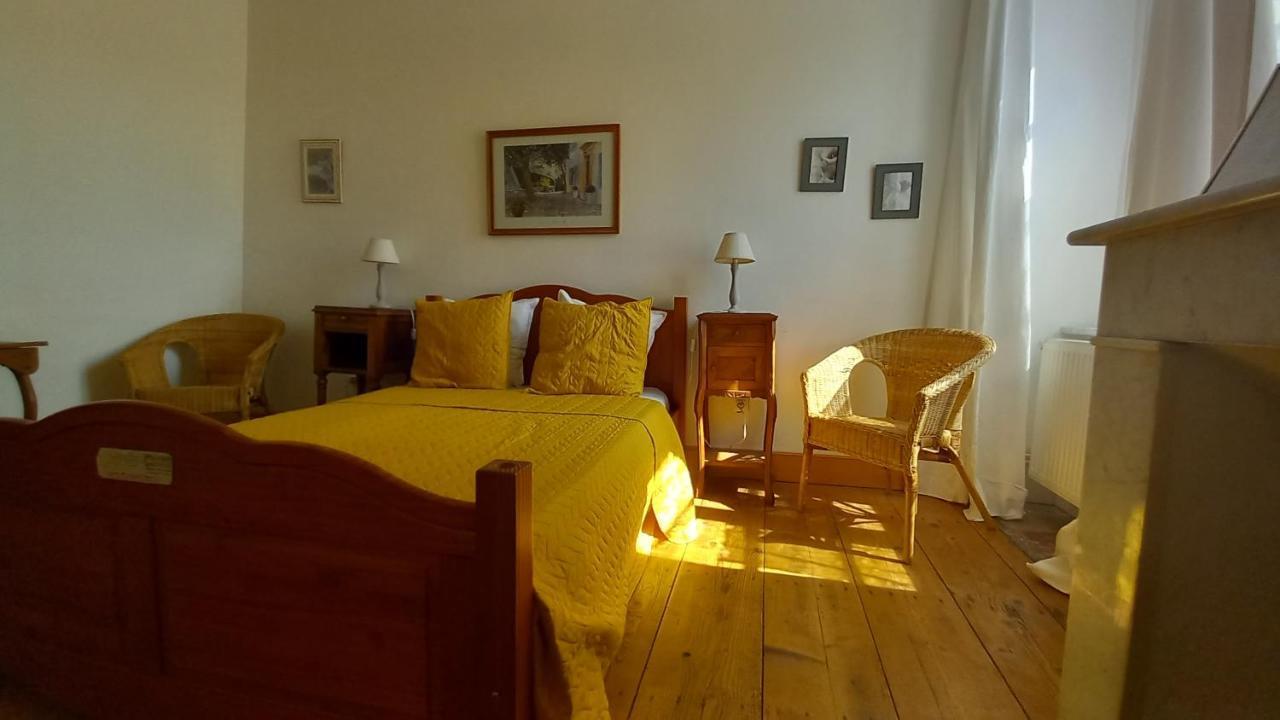 Maison Rives - Village Du Livre De Montolieu Bagian luar foto
